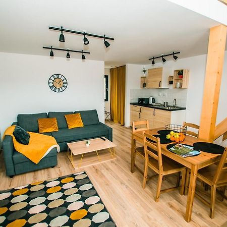 Loku' Villa Varbilau Buitenkant foto